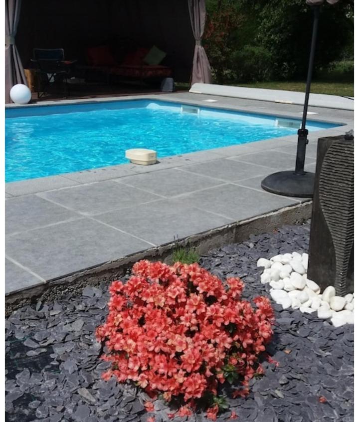 Chambres D'Hotes Secret D'Une Nuit: Vicq Guesthouse with Pool Exterior photo